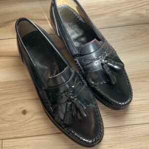 G.H. Bass & Co. Black Lennox Weejun Leather Tassel Loafers — Never Worn
